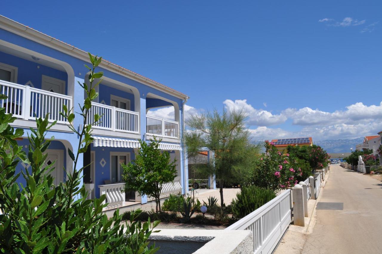 Marina Apartments Vir Exterior photo