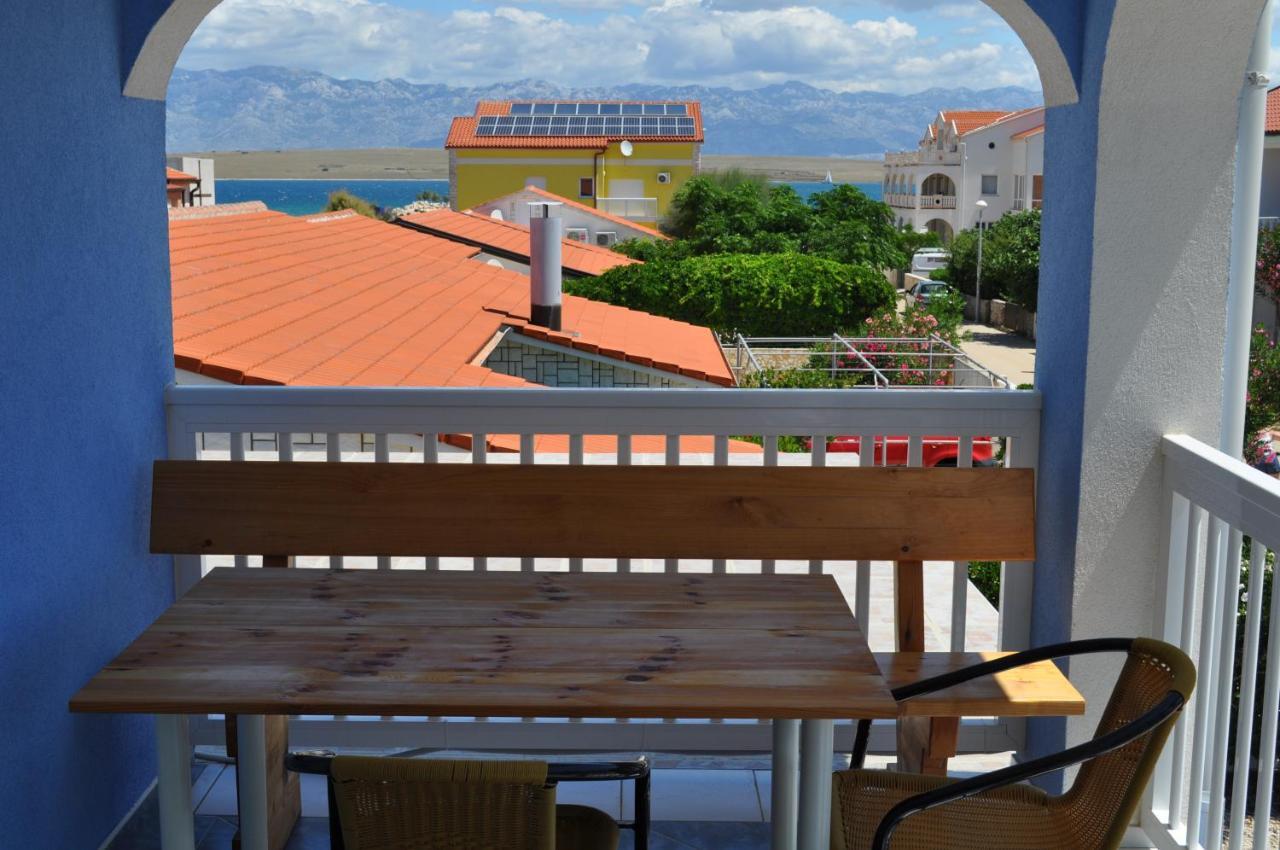 Marina Apartments Vir Exterior photo